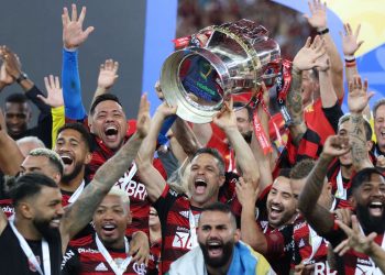 Flamengo vence Corinthians nos pênaltis e conquista Copa do Brasil
