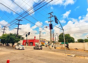 Prefeitura inicia substituição de semáforos em vias de Nova Parnamirim