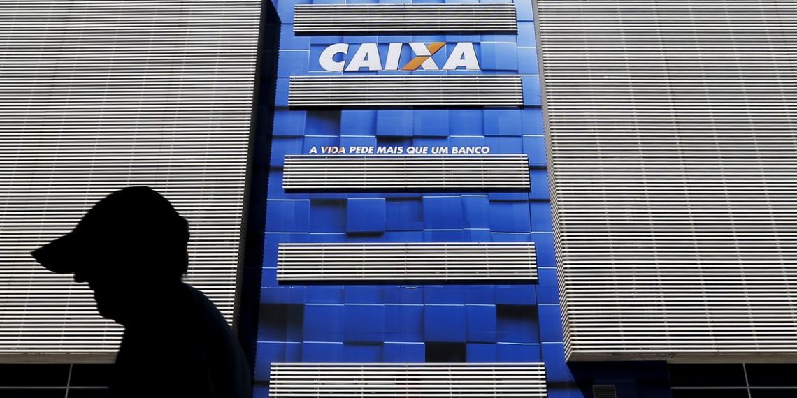 Caixa começa a pagar parcela de outubro do Auxílio Brasil