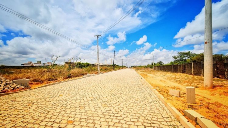 Parnamirim: Obras de pavimentação seguem em andamento na cidade