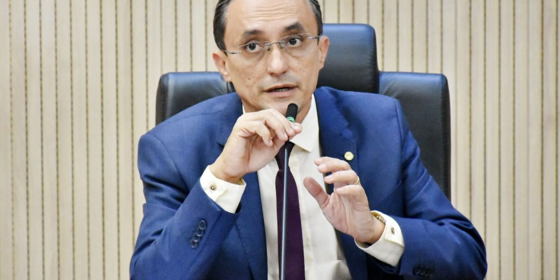 Souza solicita serviço de roço na RN Dehon Caenga que liga Grossos a Tibau