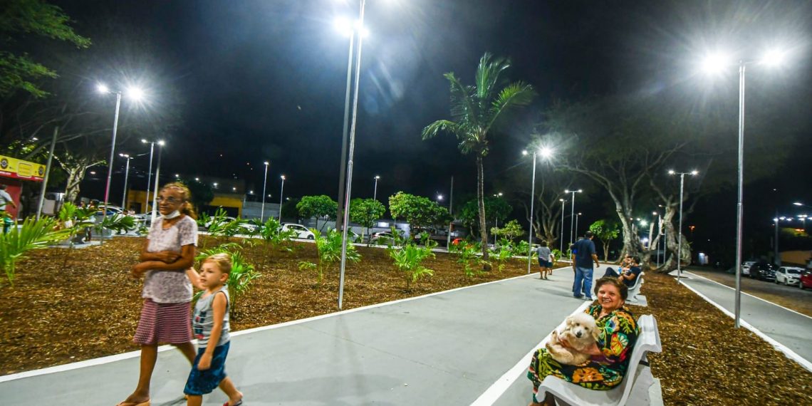 Natal: Moradores de Candelária têm nova Praça da Liberdade