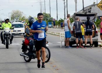 Corrida para Jesus movimenta Largo da Cohabinal em Parnamirim