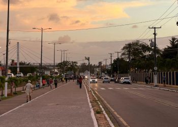 Prefeitura de Parnamirim interditará Avenida Castor Vieira Régis para instalação de decoração natalina