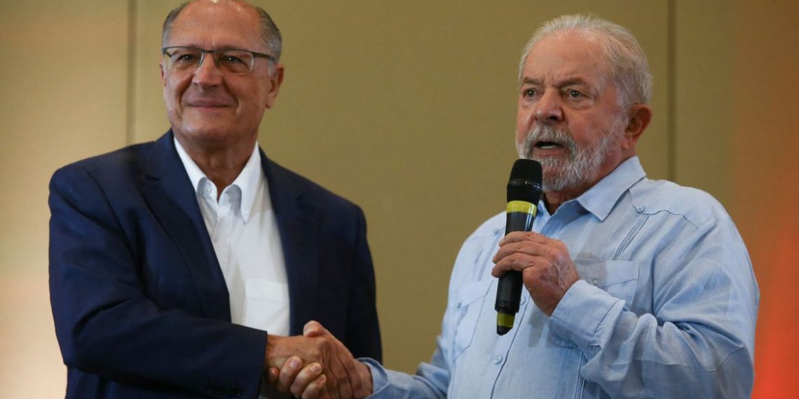 Lula e Alckmin serão diplomados hoje presidente e vice-presidente