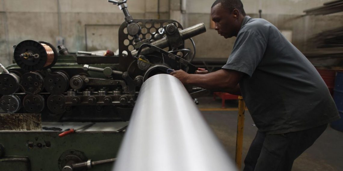 BC revisa previsão de crescimento do PIB de 2,7% para 2,9%, neste ano