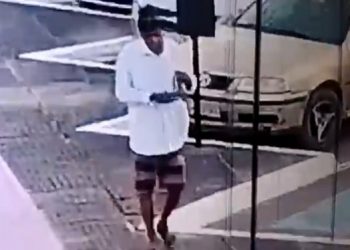 Polícia Civil divulga imagens de suspeito por furto de veículo em Natal