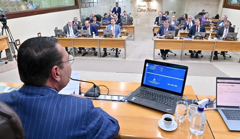 Governo sanciona aumento salarial de 37% nos salários dos deputados do RN