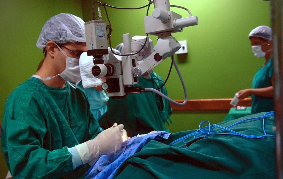 Paralisação compromete 2 mil cirurgias após 13 dias