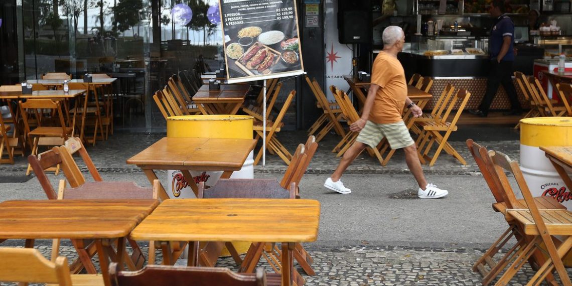 FGV registra variação de 0,1% em outubro na atividade econômica