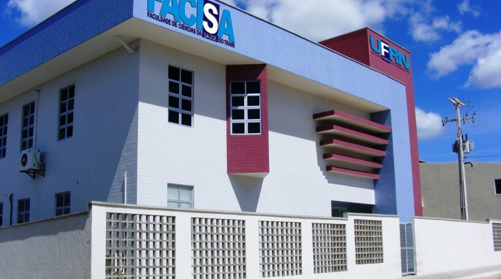 Facisa testa equipamento para auxiliar na remoção de secreções pulmonares em bebês