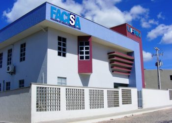 Facisa testa equipamento para auxiliar na remoção de secreções pulmonares em bebês