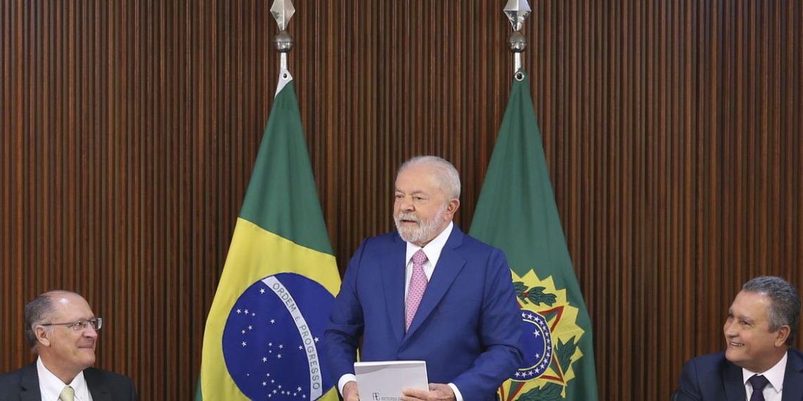 Lula diz que terá a mais importante relação com o Congresso Nacional
