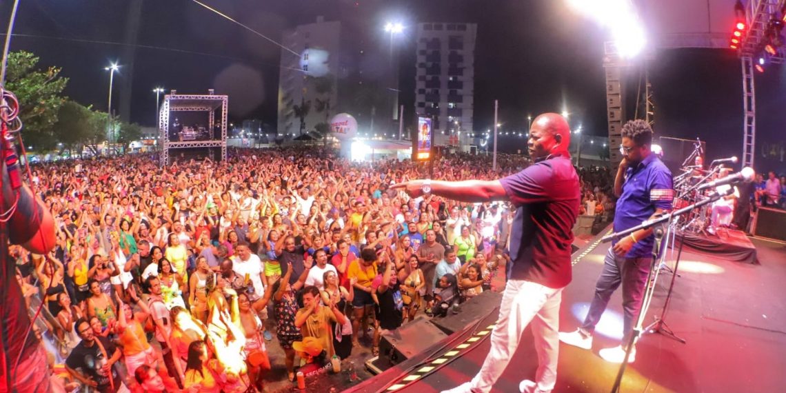 Retomada do Carnaval traz alegria e movimenta a economia de Natal