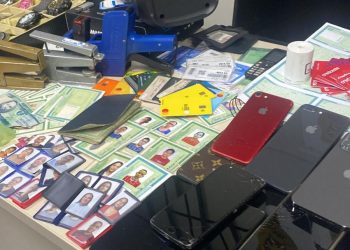 Polícia Civil apreende cartões de crédito e documentos falsos em Natal