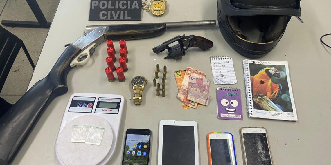 Polícia Civil cumpre mandados de busca e apreensão em Santa Cruz