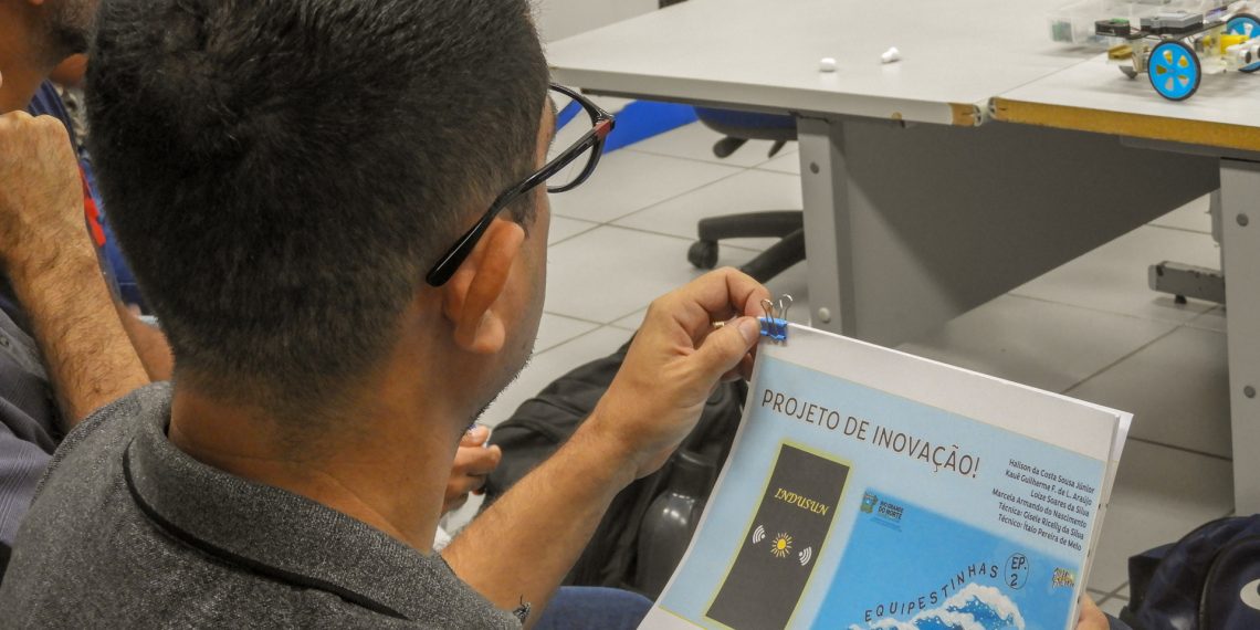 ECT/UFRN recebe equipe que vai representar o RN em competição nacional