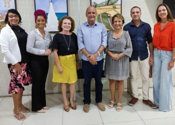 Prefeito de Parnamirim recebe representantes de feira de empreendedorismo feminino