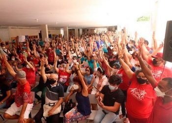 Professores do RN mantêm greve após rejeição de nova proposta