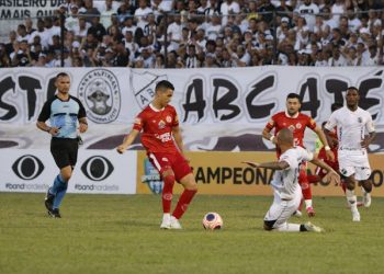 Só tem Flores nos clássicos envolvendo América e ABC
