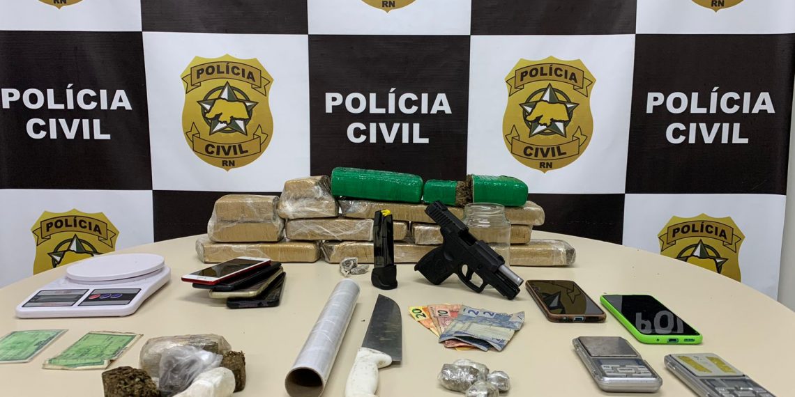 Polícia Civil deflagra operação “os parças” e prende dupla por tráfico de drogas