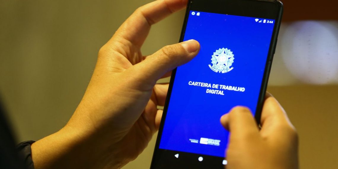 Hoje é Dia destaca os 80 anos da CLT e o Dia do Trabalhador