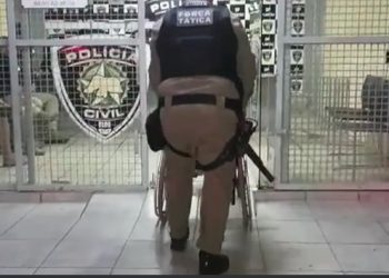 Cadeirante é preso em Mossoró suspeito de estuprar e manter em cárcere privado menina de 13 anos