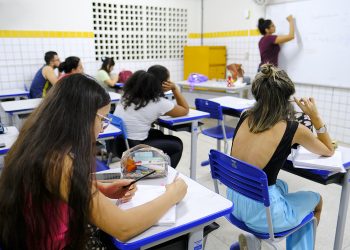 Cursinho Popular oferece preparação para o Enem