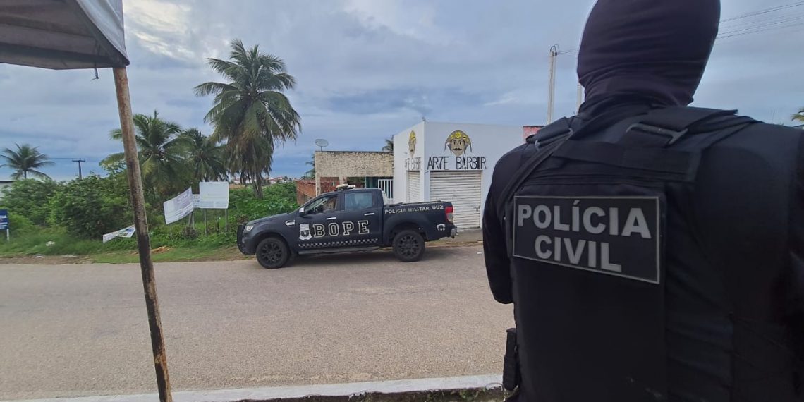 Polícia Civil prende homem suspeito de atear fogo na casa da ex-companheira