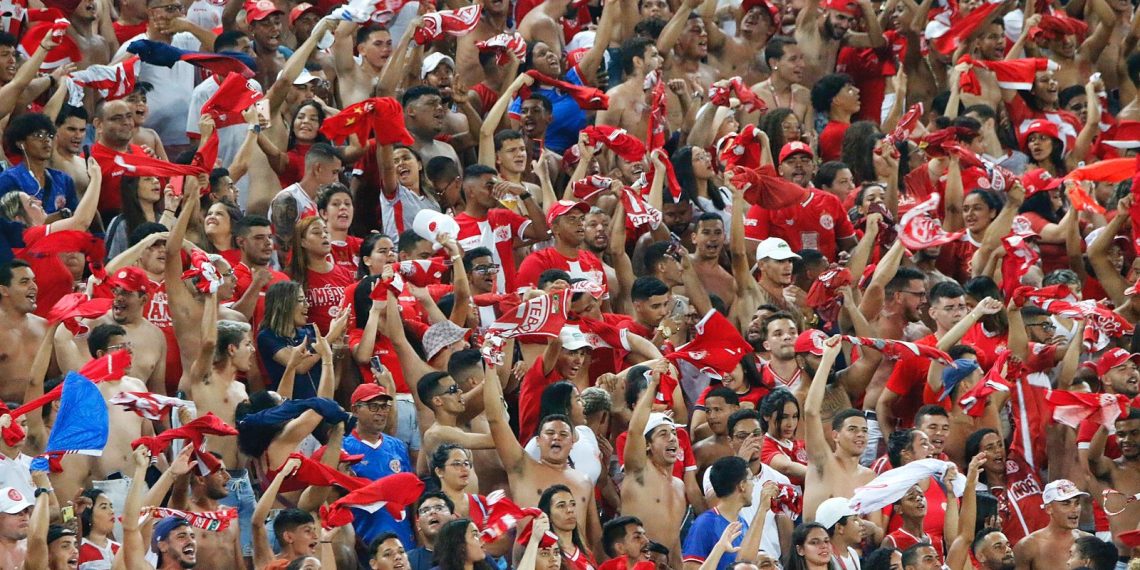 Com um a menos, América-RN vence ABC e fica a um empate do título estadual