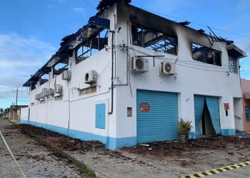 Incêndio destrói prédio da Secretaria de Infraestrutura de São Gonçalo do Amarante, na Grande Natal