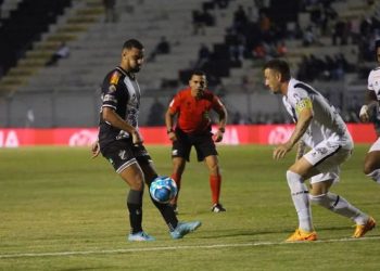 ABC segura a Ponte Preta no Moisés Lucarelli em Campinas