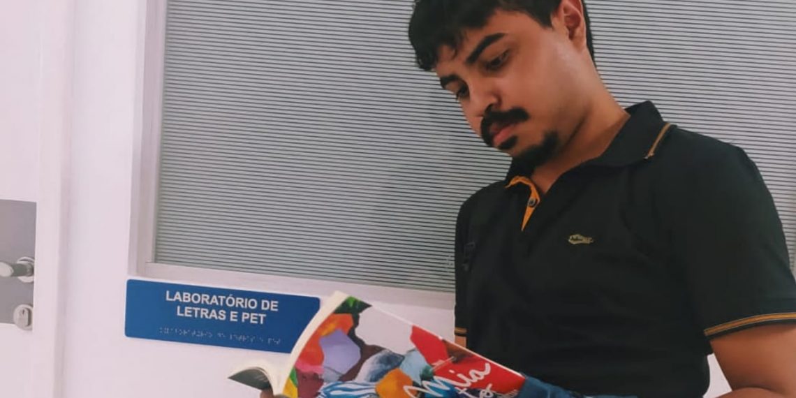 Potiguar lança ‘As primeiras flores de Manhattan’ e entra para a cena literária