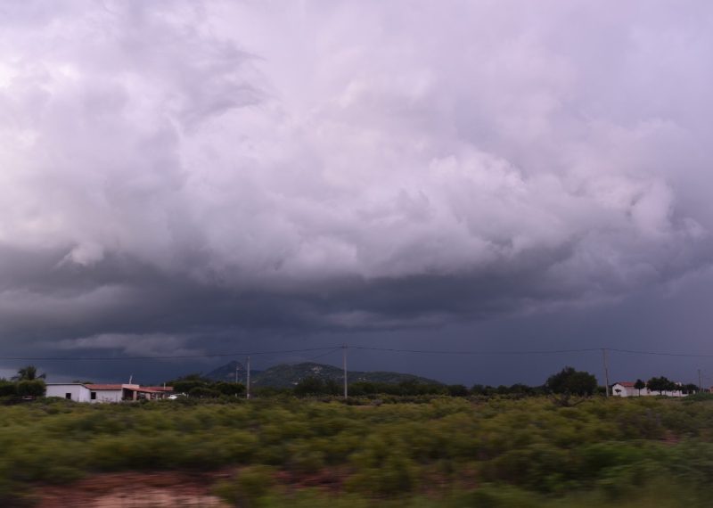 Previsão para final de semana com chuvas em diversas regiões