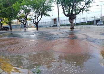 Mais de 50% da água potável no RN é desperdiçada, aponta levantamento do Instituto Trata Brasil