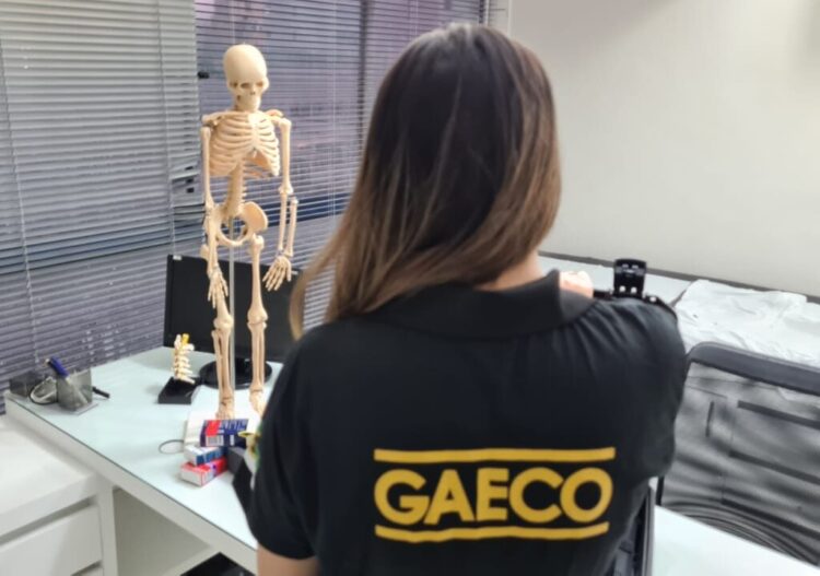 Escoliose: Operação do MPRN e Cade apura formação de cartel para realização de cirurgias ortopédicas