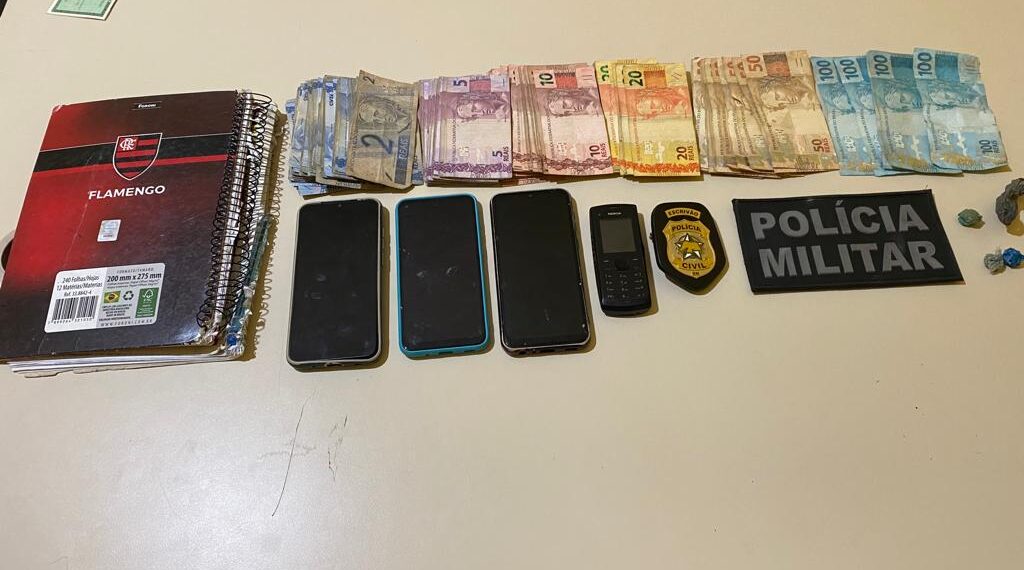 Polícias Civil e Militar prendem mulher por tráfico de drogas em Florânia