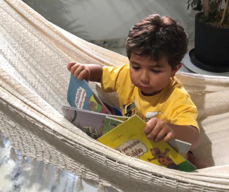 Coleção infantil envolve adultos para estimular diálogo sobre valores com a garotada