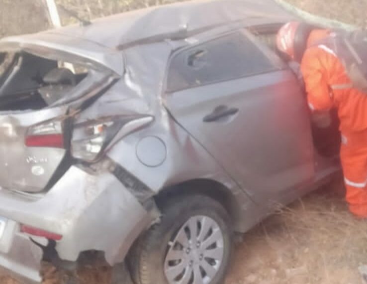 Capotamento na RN 117 entre Caraúbas e Governado Dix-Sept Rosado