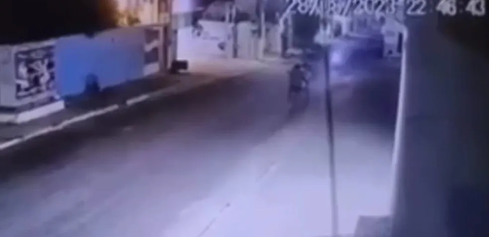 Catadora de material reciclável morre ao ser atropelada por moto em Caicó