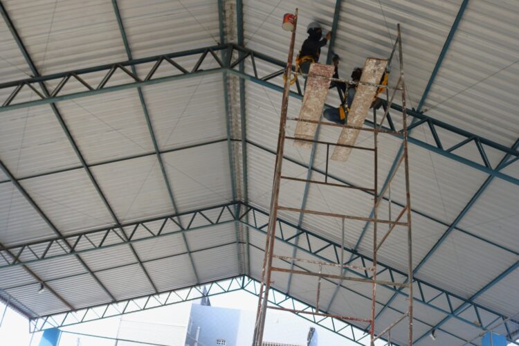 Parnamirim: Prefeitura segue com serviços de manutenção nas escolas municipais