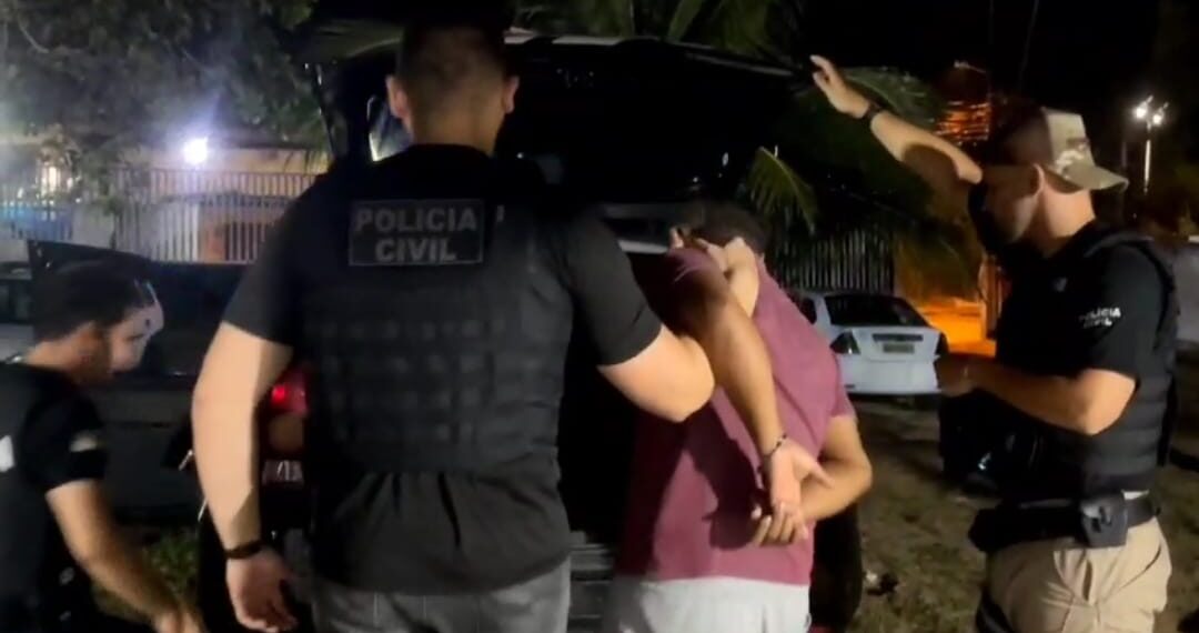 “Operação Rastro”: Polícia Civil recupera quatro celulares e prende dono de loja