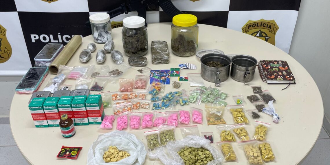 Polícia Civil prende casal e apreende drogas em Ponta Negra