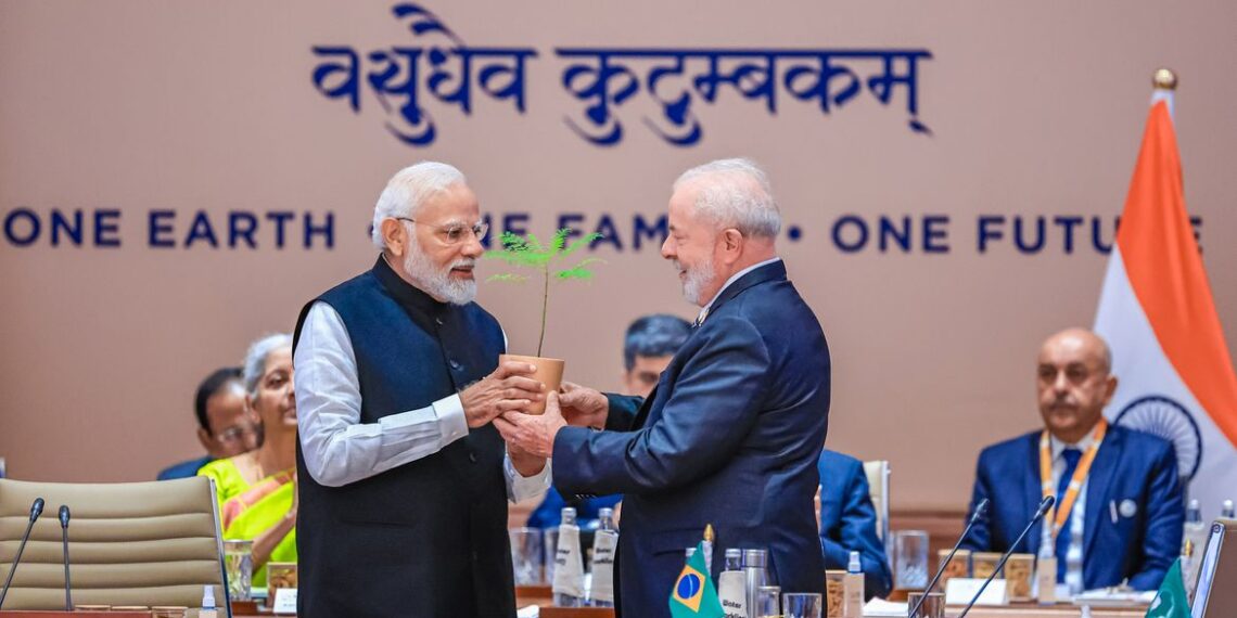 Brasil recebe presidência do G20 e propõe força-tarefa contra fome