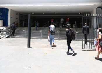 Projeto de lei prevê volta dos parcelamentos de dívidas do Fies