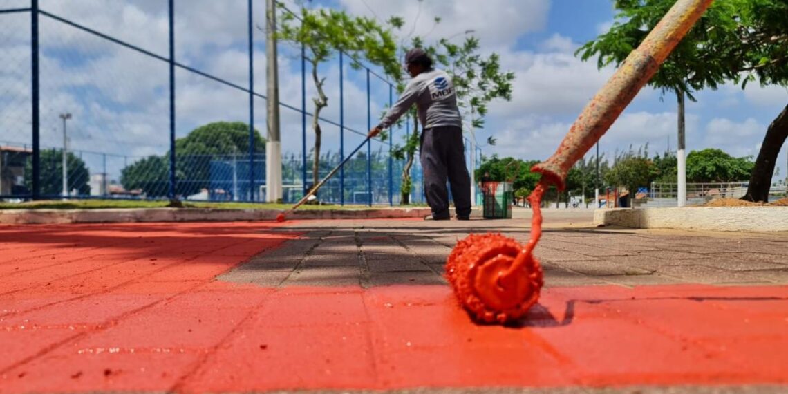 Parnamirim: manutenção de praças tem seguimento nesta semana