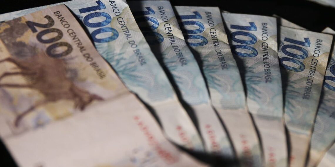 Mercado eleva para 2,92% projeção de crescimento da economia em 2023