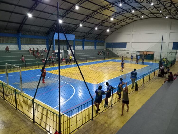Agora é a vez delas: abertura do Municipal Feminino de Futsal anima Parnamirim