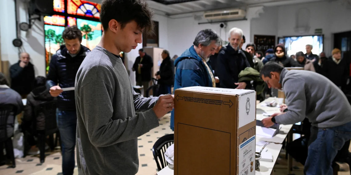 Argentinos vão às urnas neste domingo para escolha de presidente