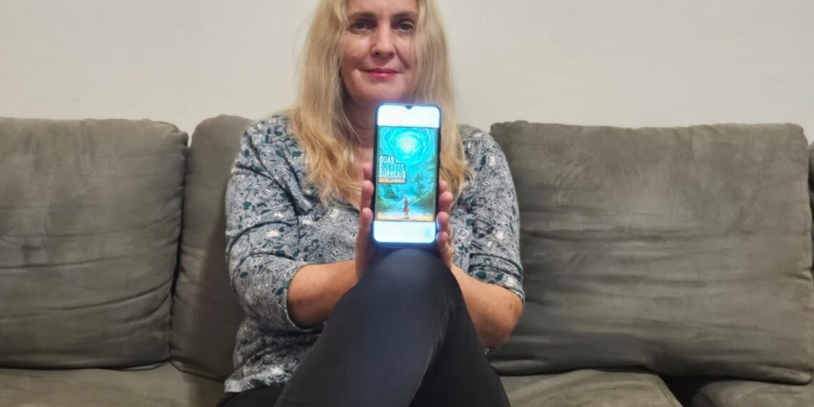 Escritora concorre ao Prêmio Kindle de Literatura com o romance Duas Guerras Surreais